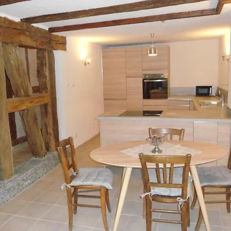 La Mouche Apartment